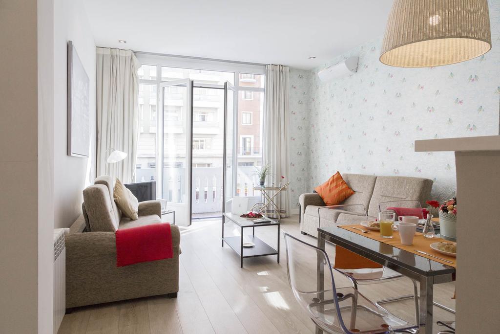 Smartrental Madrid Gran Via Apartments المظهر الخارجي الصورة